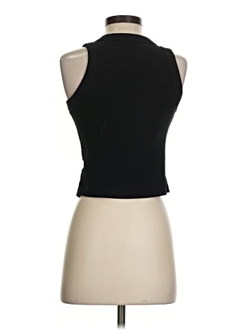 Old Navy Sleeveless Top (view 2)