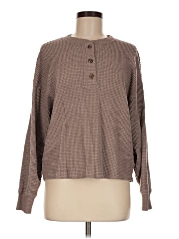 Old Navy Pullover Sweater (view 1)