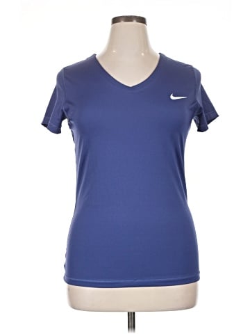Nike Active T-Shirt (view 1)