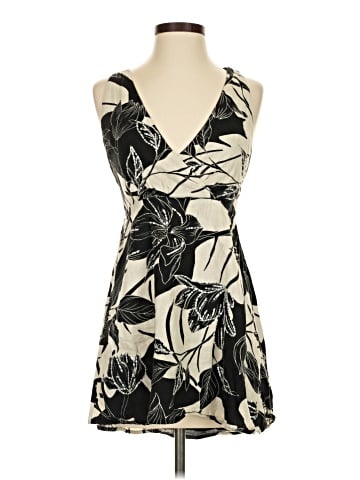 Abercrombie & Fitch Cocktail Dress (view 1)