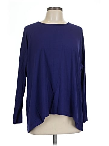 Lululemon Athletica 3/4 Sleeve T-Shirt (view 1)