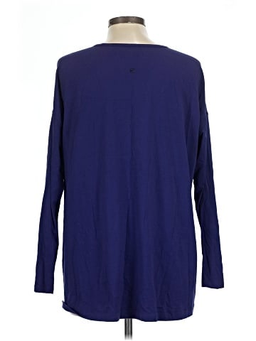 Lululemon Athletica 3/4 Sleeve T-Shirt (view 2)