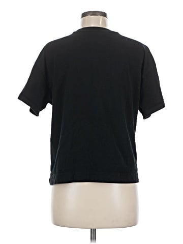Old Navy Short Sleeve T-Shirt (view 2)