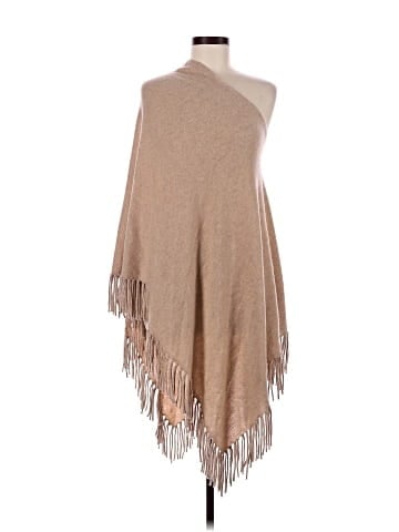 Sundance Poncho (view 1)