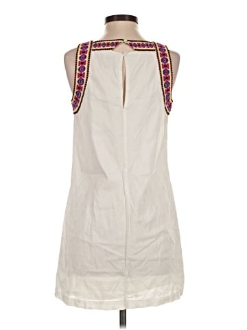 Old Navy Casual Dress (view 2)