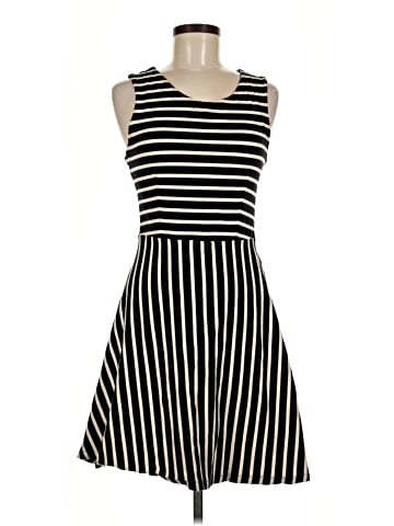 Old Navy Casual Dress (view 1)