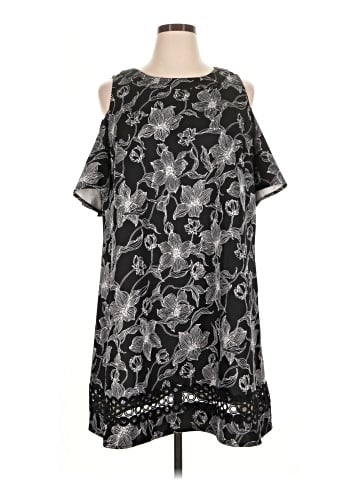 Julia Jordan Cocktail Dress (view 1)