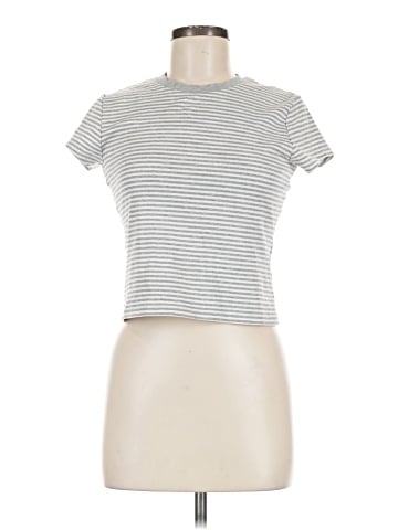 Uniqlo Short Sleeve T-Shirt (view 1)