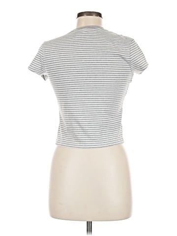 Uniqlo Short Sleeve T-Shirt (view 2)