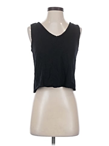 St. John Sleeveless Top (view 1)