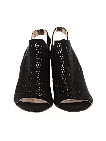 Liz Claiborne Sandals (view 2)