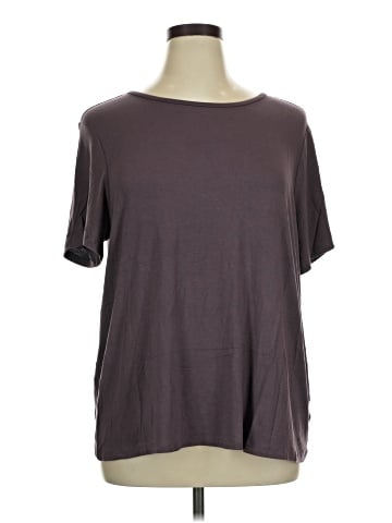 Old Navy Short Sleeve T-Shirt (view 1)