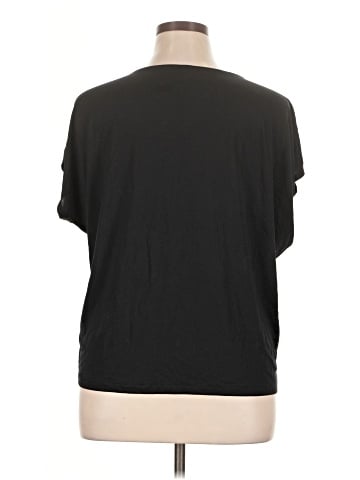 Uniqlo Short Sleeve Top (view 2)