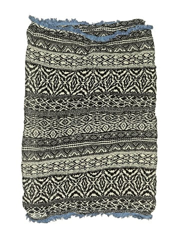 Unbranded Scarf (view 2)