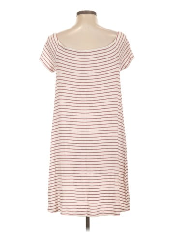 Old Navy Casual Dress (view 2)