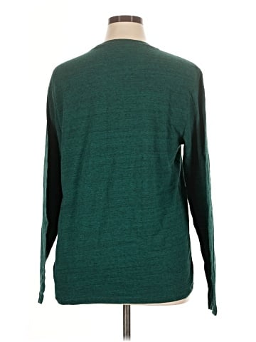 Old Navy Long Sleeve T-Shirt (view 2)