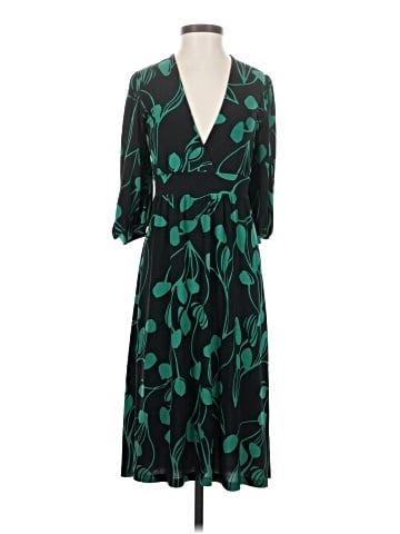 Veronica M. Casual Dress (view 1)