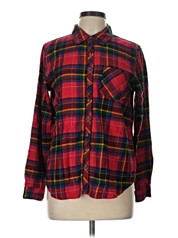 Maurices Long Sleeve Button-Down Shirt (view 1)