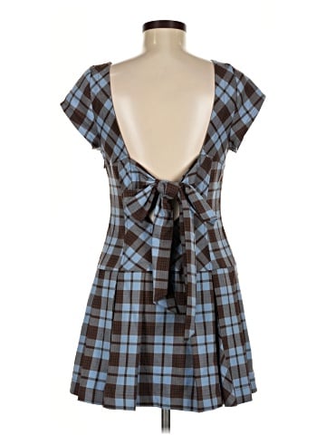 Urban Outfitters Casual Dress (view 2)