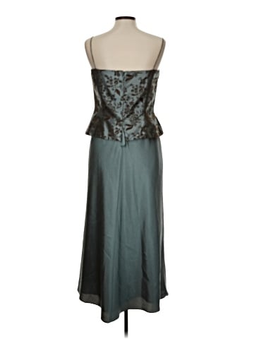 Cachet Cocktail Dress (view 2)