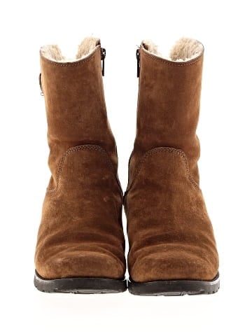 Ugg Boots (view 2)