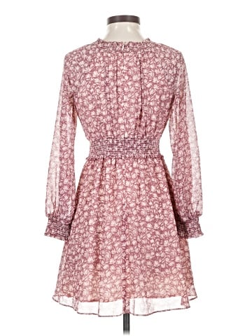 Gal Meets Glam Casual Dress (view 2)
