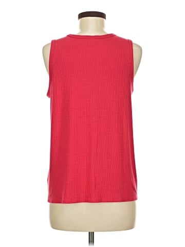 Old Navy Sleeveless T-Shirt (view 2)