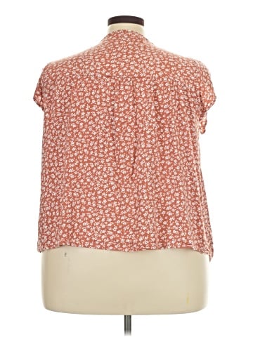 dip Short Sleeve Blouse (view 2)