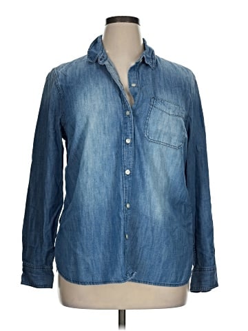 Old Navy Long Sleeve Button-Down Shirt (view 1)