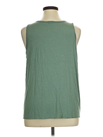 Old Navy Sleeveless T-Shirt (view 2)