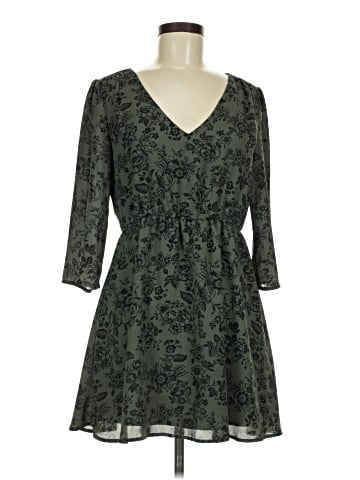 Forever 21 Casual Dress (view 1)