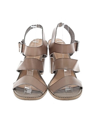 Old Navy Sandals (view 2)