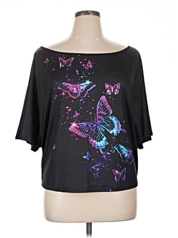 DRESSFO 3/4 Sleeve T-Shirt (view 1)