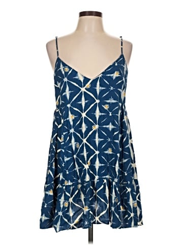 Urban Outfitters Casual Dress (view 1)