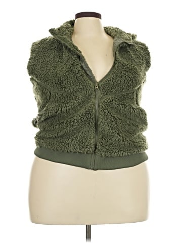 Zyia Active Faux Fur Vest (view 1)
