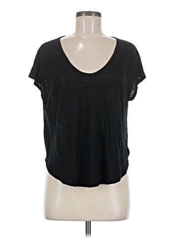 Old Navy Short Sleeve T-Shirt (view 1)