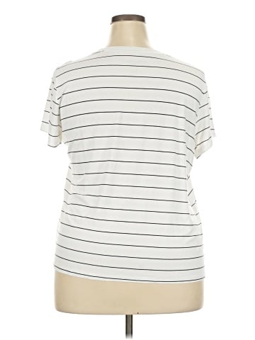 Torrid Short Sleeve T-Shirt (view 2)