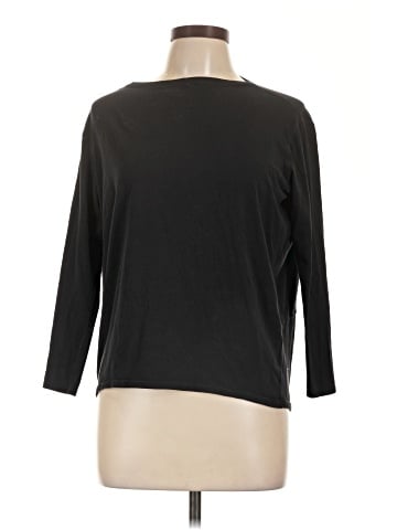 Lululemon Athletica 3/4 Sleeve T-Shirt (view 1)