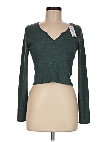 American Eagle Outfitters Long Sleeve T-Shirt (view 1)