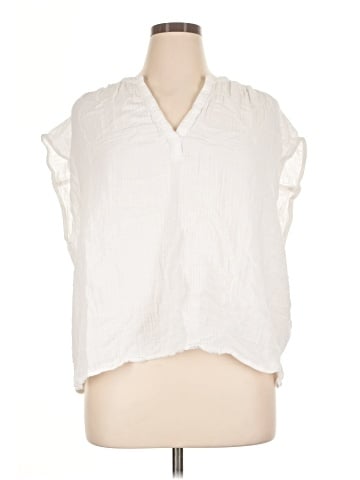 Old Navy Sleeveless Blouse (view 1)