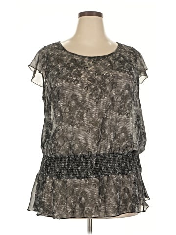 Worthington Sleeveless Blouse (view 1)