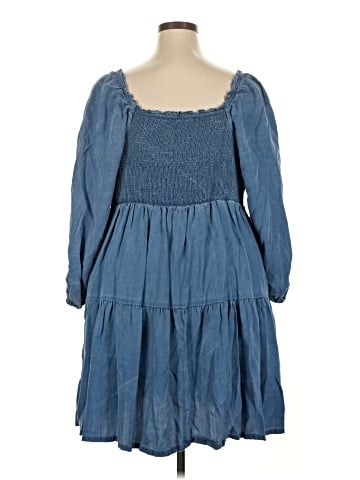 Old Navy Casual Dress (view 2)