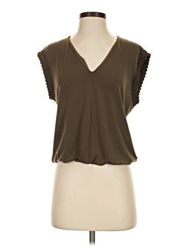 Express Short Sleeve Top (view 1)