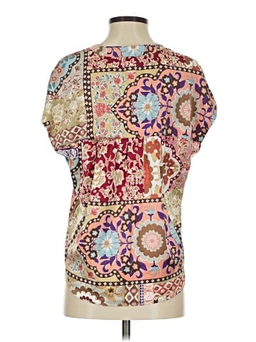Cupcakes & Cashmere Short Sleeve Blouse (view 2)