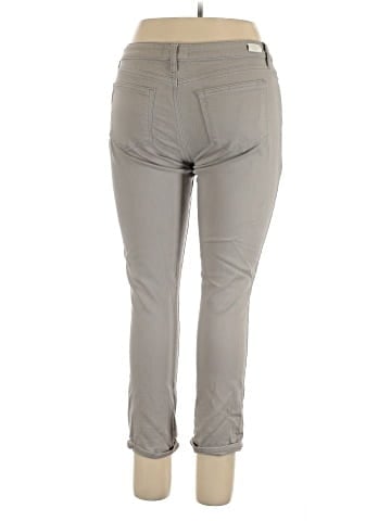 Paige Khakis (view 2)