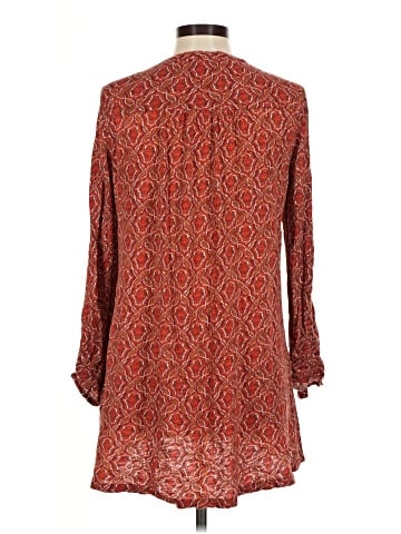 Akemi + Kin Casual Dress (view 2)