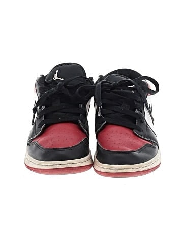 Air Jordan Jordan 1 Low Bred Toe Sneakers (view 2)