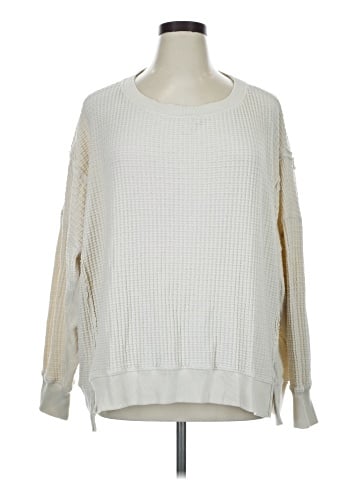 American Eagle Outfitters Pullover Sweater (view 1)