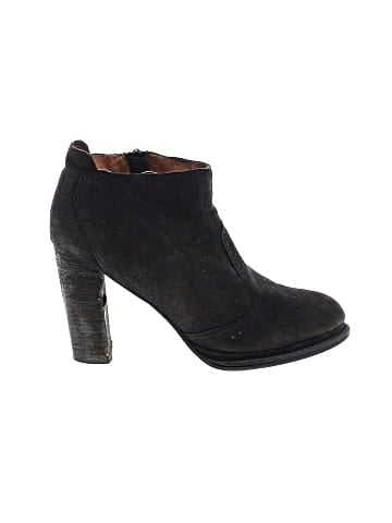 IBIZA Ankle Boots (view 1)