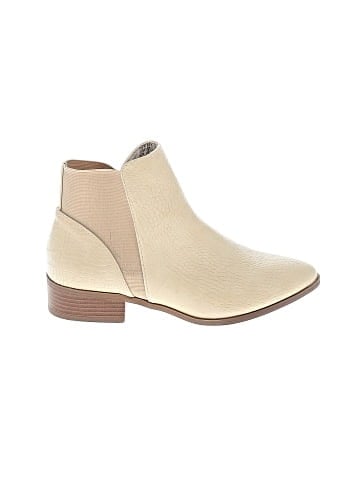 Unbranded Ankle Boots (view 1)